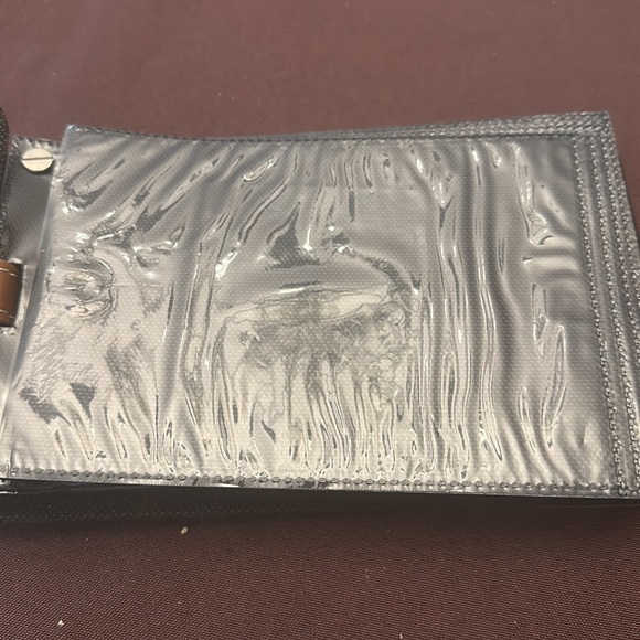 Luggage label photo album - holds 100 6x4 photos - Picture 4 of 4